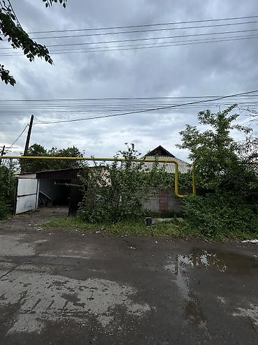 Продажа коттеджей и домов: Срочно продается Дом г.Кара-Балта, ул.Кирова (район почтового) — 15