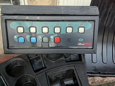 Другое автосервисное оборудование: Продаю аппарат для балансировки колес, привезен из Германии. Торг — 4