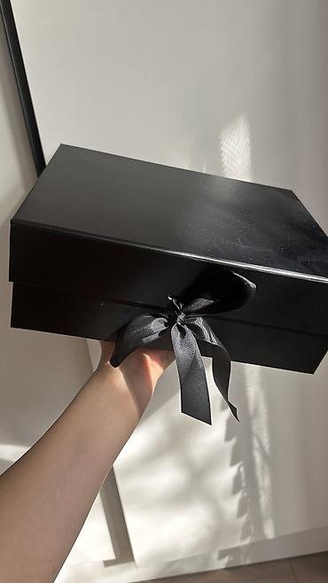 Подарочная упаковка: Подарочный набор в черной коробке с лентой «Just for you». 🎁 Подарок — 8