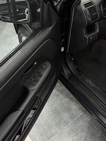 Honda: Honda CR-V: 2005 г. — 6