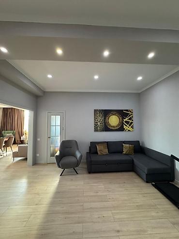 Продажа квартир: 5 и более комнат, 160 м², Индивидуалка, 2 этаж — 15