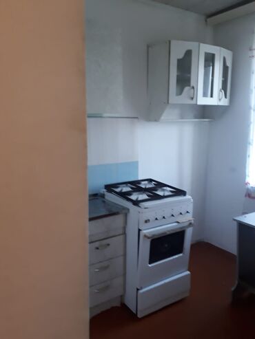 bağça şəhər: Sumqayıt 3 mkda 5/5 mərt, 1 otağlı dövlet istilikli ev aylığı 250 man