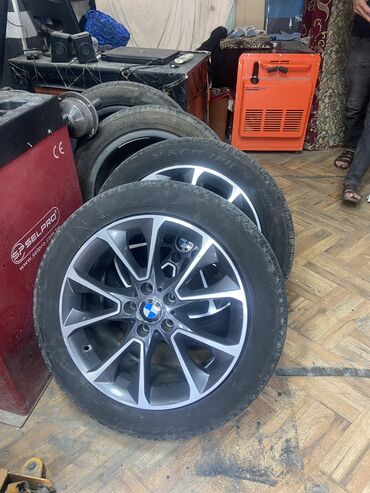 Təkərlər: İşlənmiş Disk təkər BMW 255 / 50 / R 19, 5 Boltlu