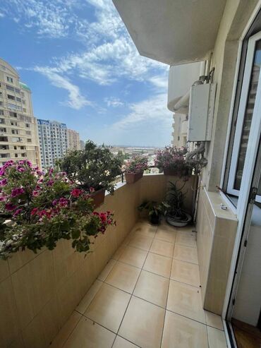 Uzunmüddətli kirayə mənzillər: Nərimanov metrosunun üstü 16 mərtəbəli binanın 9-cu mərtəbəsində 3 -da lalafo.az — 7 Uzunmüddətli kirayə mənzillər: Nərimanov metrosunun üstü 16 mərtəbəli binanın 9-cu mərtəbəsində 3 — 7