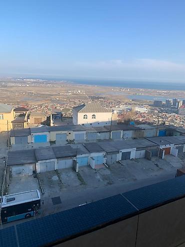 Mənzillər: Bakı, Yeni Günəşli Massiv D, 3 otaqlı, Köhnə tikili, m. Xalqlar Dostluğu, 68 kv. m — 2