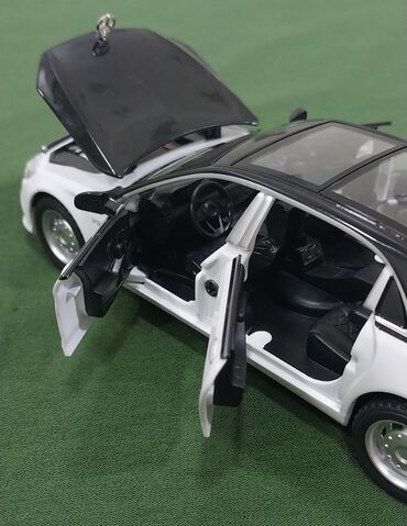 Oyuncaqlar: Mersedes Benz Maybach S650 modeli maşın satılır. Təzədir. Materialı -da lalafo.az — 15 Oyuncaqlar: Mersedes Benz Maybach S650 modeli maşın satılır. Təzədir. Materialı — 15