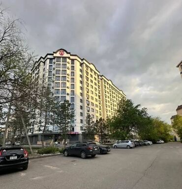 3 микрорайоне: 2 бөлмө, 96 кв. м, Элитка, 3 кабат, ПСО (өзү оңдоп түзөтүп бүтүү үчүн)