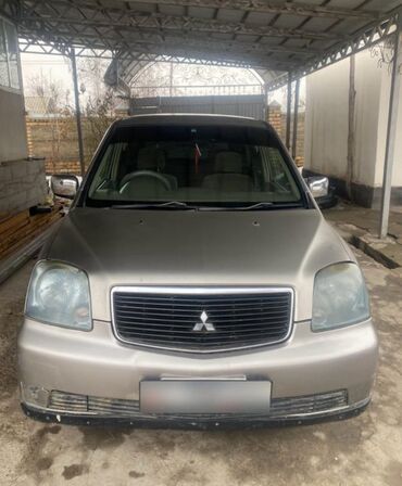 Mitsubishi: Mitsubishi Dion: 2000 г., 2 л, Автомат, Бензин, Минивэн