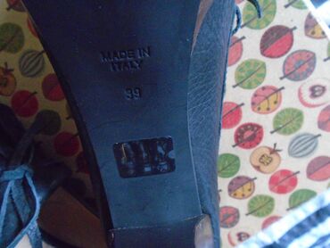 Salonke: Salonke, 39 — 7