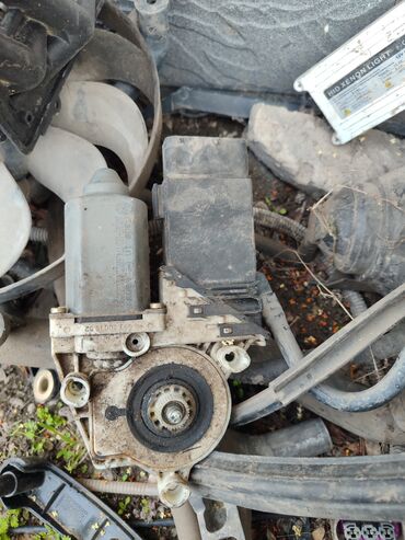 Двигатели, моторы и ГБЦ: Бензиновый мотор Volkswagen 2003 г., 2 л at lalafo.kg — 8 Двигатели, моторы и ГБЦ: Бензиновый мотор Volkswagen 2003 г., 2 л — 8