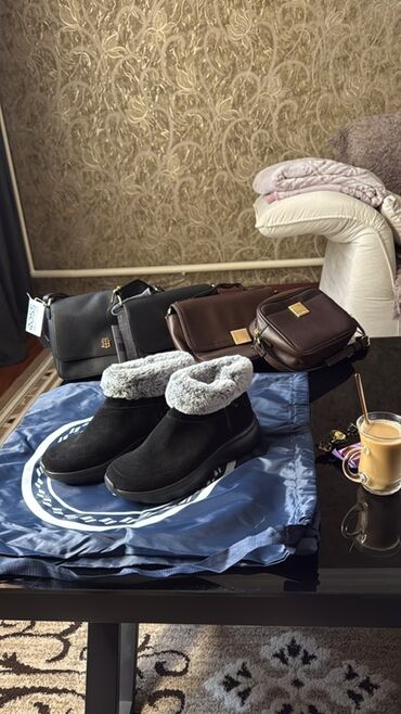 зимние сапоги аляска: Женские ботиночки из Америки, Skechers Еврозима, размеры 36-