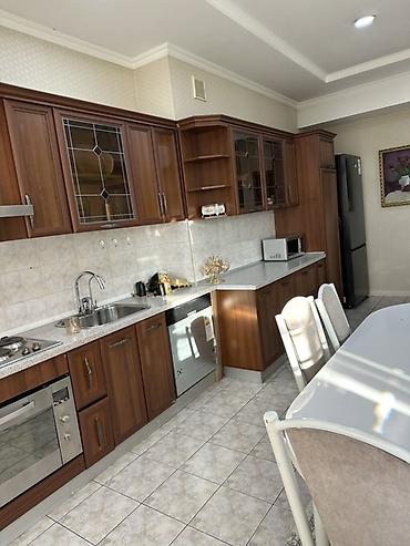 Долгосрочная аренда квартир: 4 комнаты, Собственник — 27