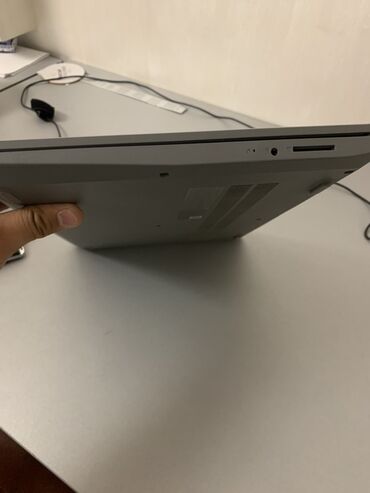 Qazanlar: İşlənmiş Lenovo IdeaPad, 15.6 ", Intel Core i5, 128 GB, Ödənişli çatdırılma