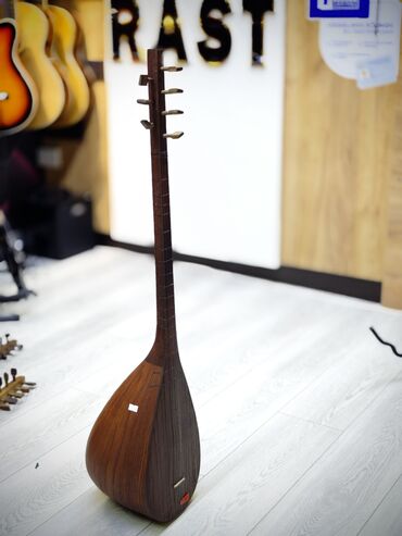 Boşqablar: Saz, musiqi aləti, Milli saz Saz Milli, qısa qol, cürə Milli Saz