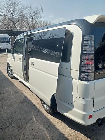 Honda: Honda Stepwgn: 2002 г., Минивэн — 7