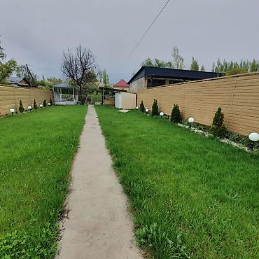 Продажа дач: Продается уютная дача в селе Арашан. Участок 8 соток, с выходом прямо — 2