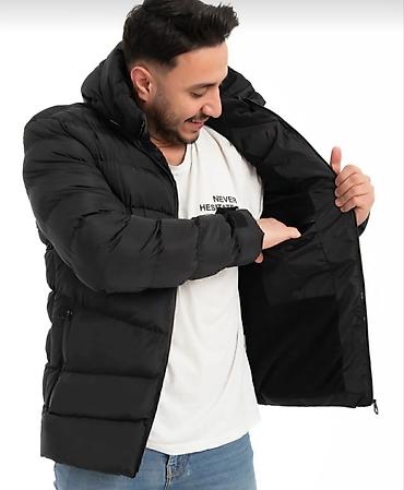 koja pencek: Kişi üçün qara qış parka-kurtka - Rəng: qara, mat teksturalı - Kəsim — 3