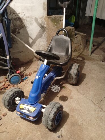 Asia: Uşaq üçün pedal ilə idarə olunan dörd təkərli kart (go-kart) – mavi