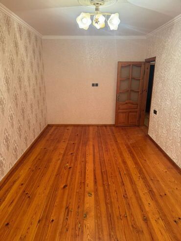 Köhnə tikili: Bakı, Yeni Günəşli Massiv D, 3 otaqlı, Köhnə tikili, 70 kv. m — 2