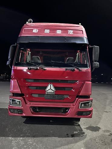 mercedes e500: Тягач, Howo, Без прицепа — 3