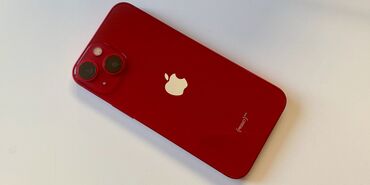 Apple iPhone: IPhone 13, 256 ГБ, Красный, Наушники, Зарядное устройство, Защитное стекло, 87 %