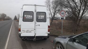 shapki dlja devochek i malchikov: Легкий грузовик, Б/у