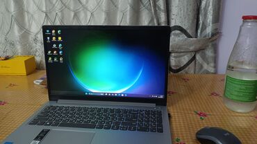 bluetooth klaviatura: Lenovo noutbuk - Model: Lenovo (IdeaPad seriyası, gri korpus, sol alt