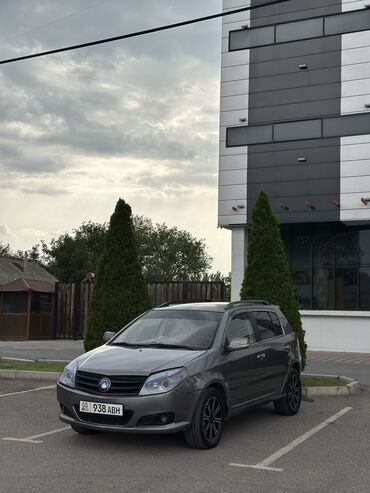 corolla runx: Toyota : 2012 г., 1.5 л, Механика, Бензин, Хэтчбэк