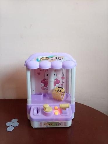 crocs sandale deca: Mini igračka – aparat “claw machine” za hvatanje nagrada - Stojeći — 1