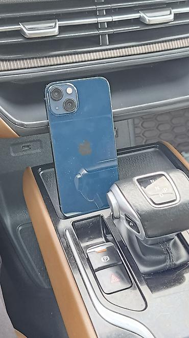 Apple iPhone: IPhone 13, Черный, Кабель — 6