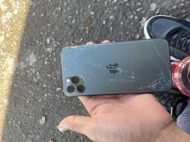 замена экрана: IPhone 11 Pro Max, Б/у, 64 ГБ, Matte Midnight Green, 72 %