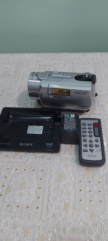 Videokameralar: Продается видеокамера SONY HDD Handycam DCR-SR300. В отличном — 8