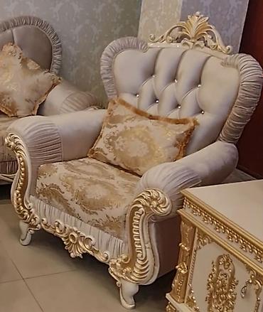 divan klasik: Yenidir. 1 divan 2 kreslo. Klassik barokko üslubunda yumşaq mebel — 2