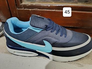 Patike: Poslednji komadi 
2850 din
sdl — 8