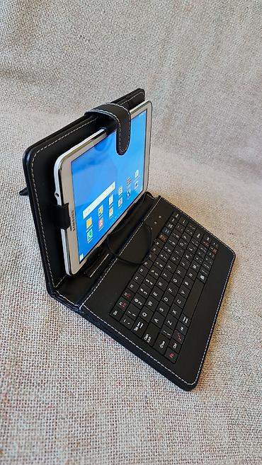 Tableti: Samsung Galaxy Tab sa futrolom i tastaturom - Ekran oko 8 inča — 11