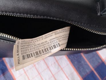 Torbe: Torba za rame, Pull&Bear, Materijal: Veštačka koža — 1