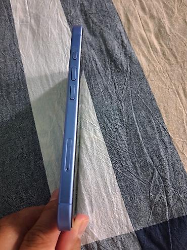 Apple iPhone: IPhone 16, Б/у, 128 ГБ, Синий, Чехол, 98 % — 2