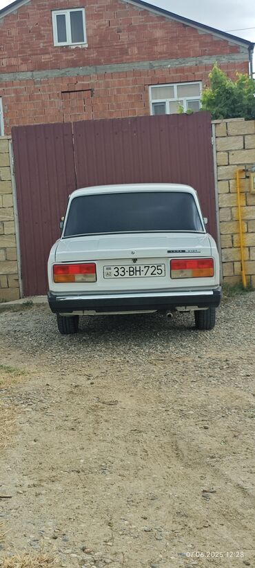 VAZ (LADA): VAZ (LADA) 2107: 1.6 l | 2010 il 250000 km Sedan