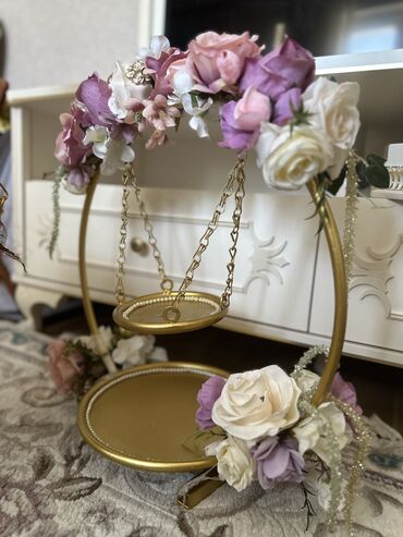 Xonça: Her biri ela vezyetdedir. Tek tek qiymeti 20 azn — 3