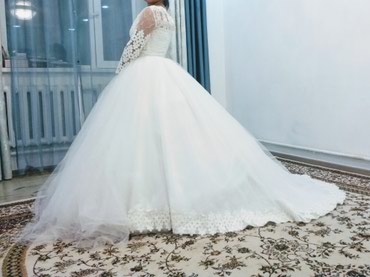 свадебное платье кружевное: Продаю очень дёшево,одевали один раз,просто лежит жалко платье