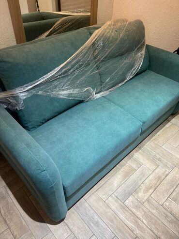 ткань фатин: Прямой диван, цвет - Зеленый, Новый