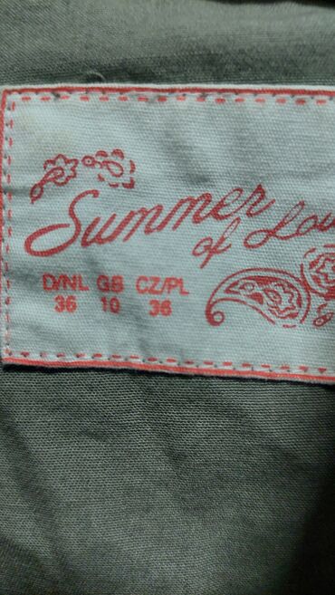 Ostale jakne, kaputi, prsluci: Zenske jakne za prelazan period. Cena po komadu 400Prve dve su M-38,a — 6