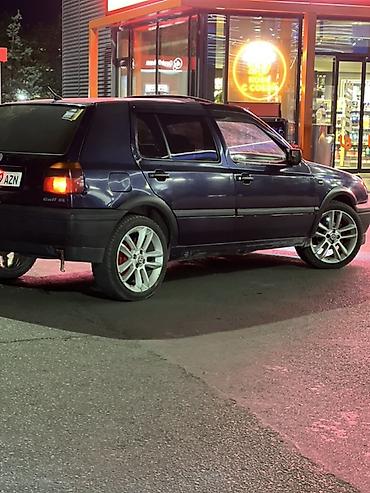 Volkswagen: Volkswagen Golf: 1995 г., 1.8 л, Механика, Бензин, Хэтчбэк — 4