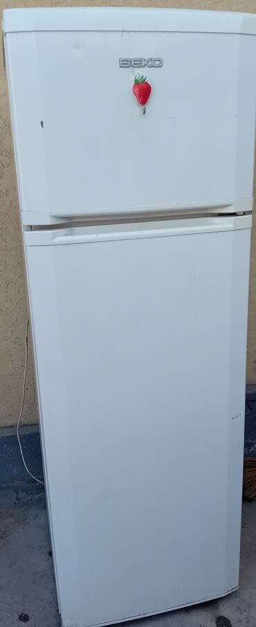 холодильник 5000: Холодильник Beko, Б/у, Двухкамерный, 60 * 160 *