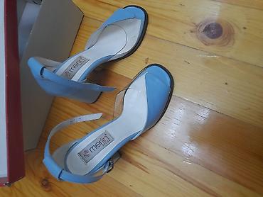 gun eynəyi: Merlin Shoes qadın sandaleti - Rəng: açıq mavi (baby blue) - Model — 7