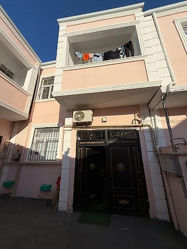 2mərtəbəli evlər: 4 otaqlı, 150 kv. m, Kredit var, Yeni təmirli — 1