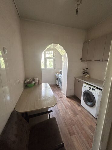 дом сокулук квартира: 10 м², 1 комната, Балкон застеклен