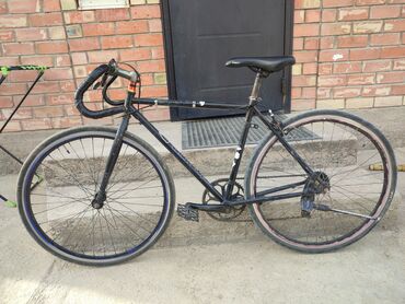 Шоссейные велосипеды: Road master seven Шоссейник Roadmaster seven Рама: М Есть царапины с