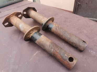 Auto delovi: Nosaci prednjeg branika Lada 2121,21213,21214 Niva. Polovno, ocuvano — 7