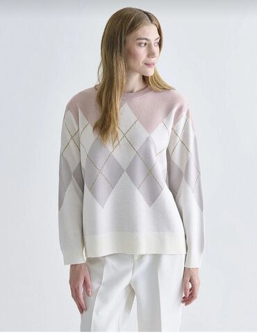 Sviterlər: Zərif sviterler - Yumşaq, tüklü teksturaya malik, rahat və isti — 9